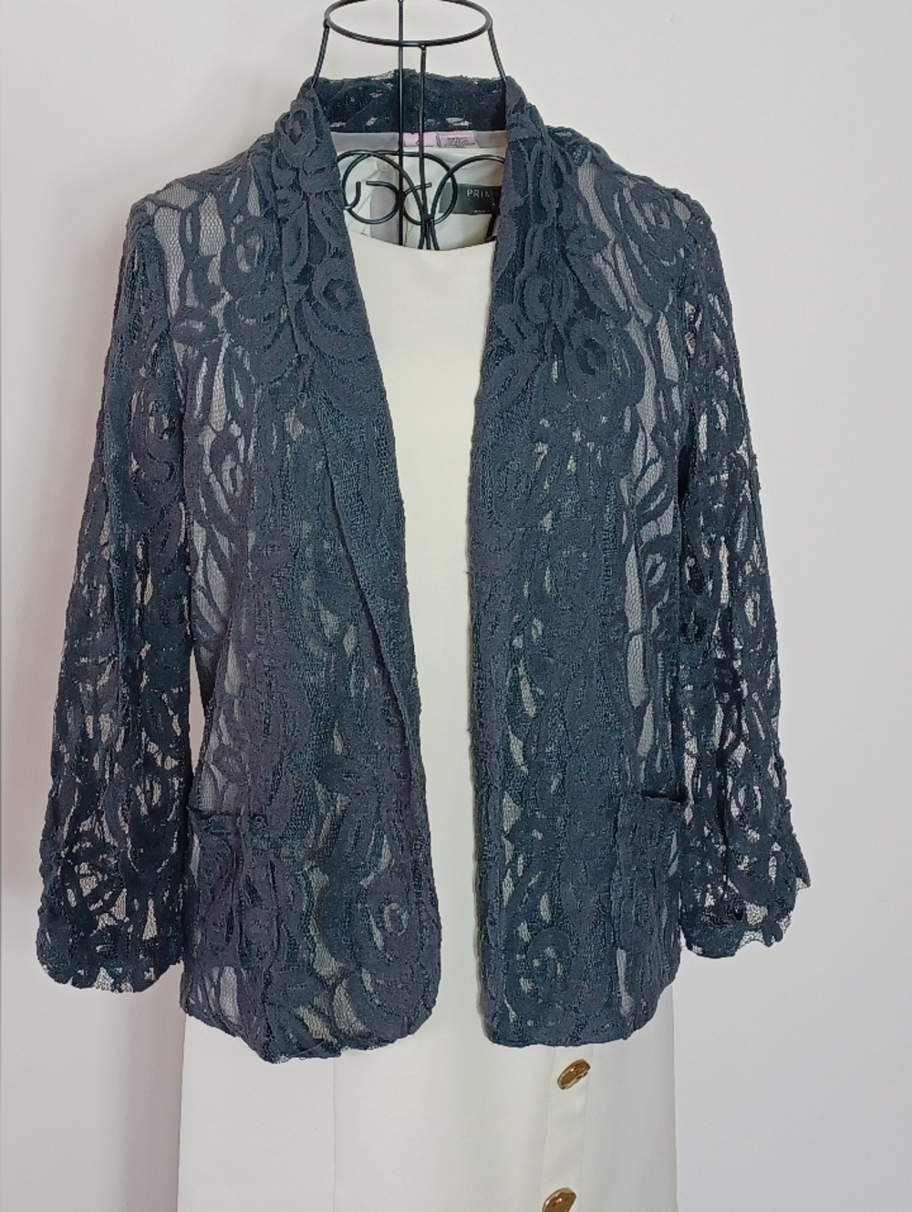 Love On A Hanger Gray Lace Open Front Cardigan Shrug - Size M